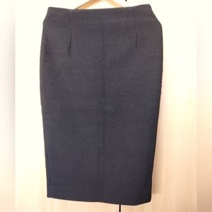 Massimo Dutti Women's Black Textured Wool Pencil Skirt Size 4 Pre-owned